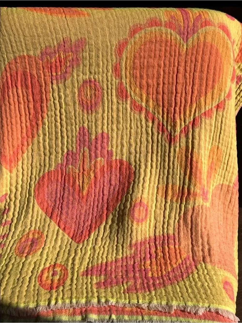 Heart Woven Blanket Towel XL 44 x 78 Watercolor Look Trendy Pink Yellow